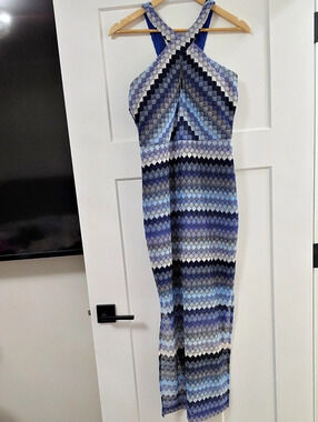 GUESS Women's Geometric Halter Dress Blue Size 6 Like New